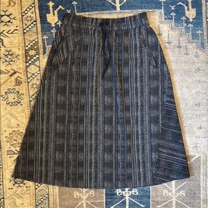 Athleta Midi Skirt with drawstring elastic waistband Sz med